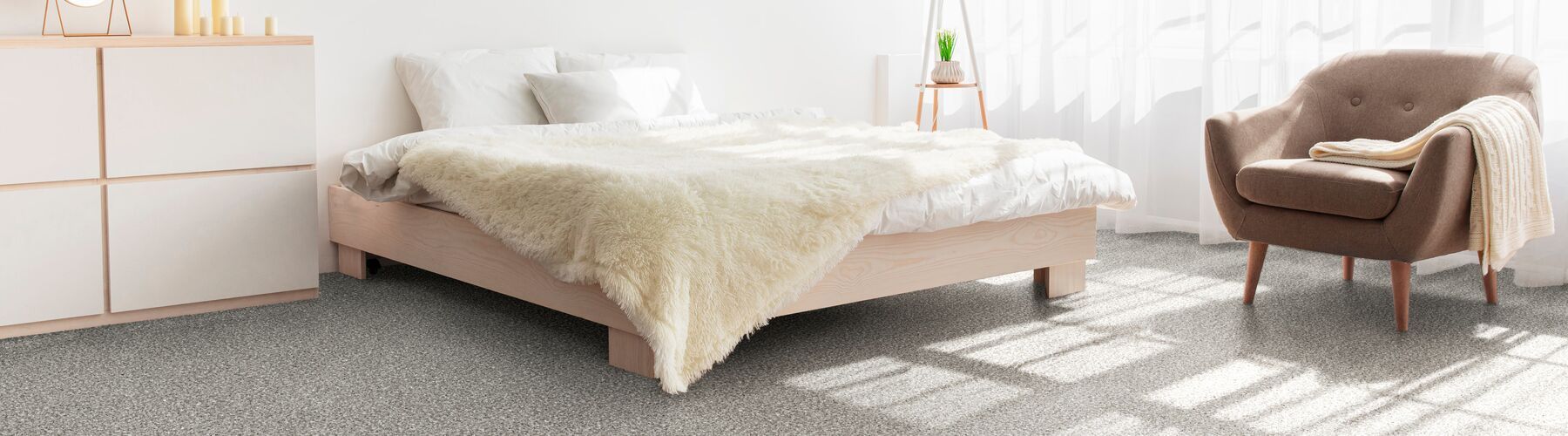 How to clean white walls